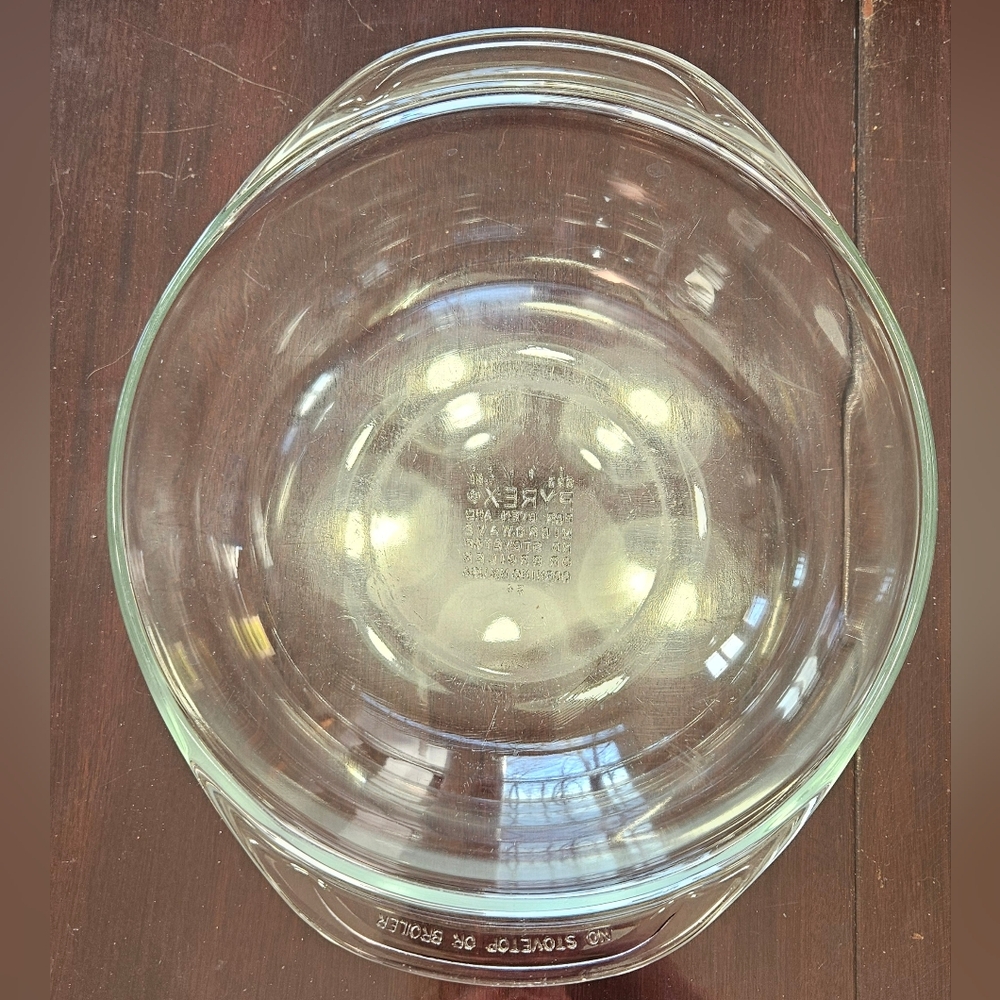 Pyrex Round Clear Glass Casserole Dish
